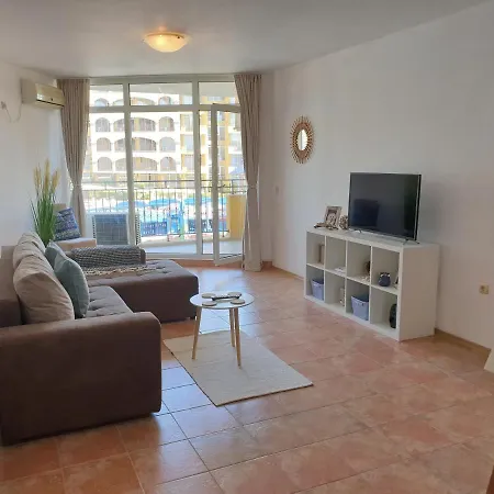 Appartement Midia Grand Luxury Beach *